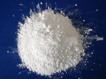 Acid grade fluorite powder