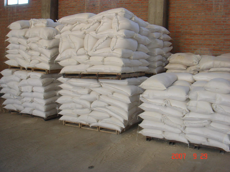 Fluorite dry powder